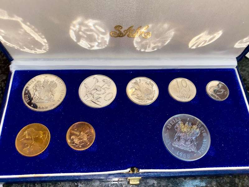 South Africa Proof set silver R1 TO 1 cent + nickel R1 - 1988 blue SA mint box with cover