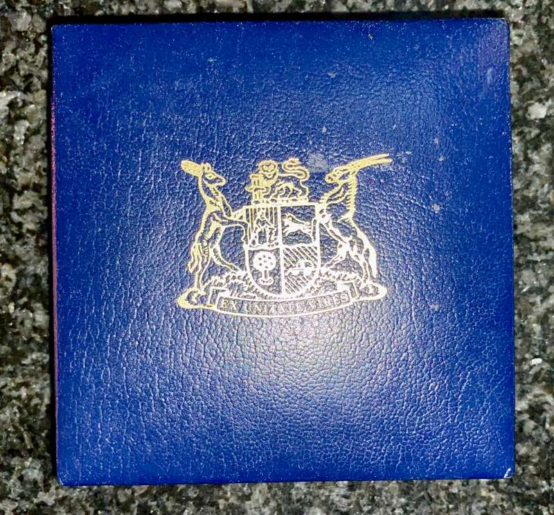 South Africa Proof silver R1 -- Parlement 1985 BLUE SA mint box