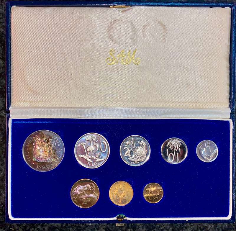 South Africa Proof set silver R1 (amazing rainbow toning) TO 1/2 cent 1983 blue SA mint box