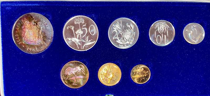 South Africa Proof set silver R1 (amazing rainbow toning) TO 1/2 cent 1983 blue SA mint box