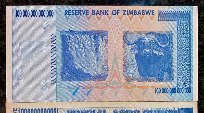 Zimbabwe Set - 100 Trillion dollars & 100 Billion dollars 2008 - 100% Authentic (1 bid takes all)