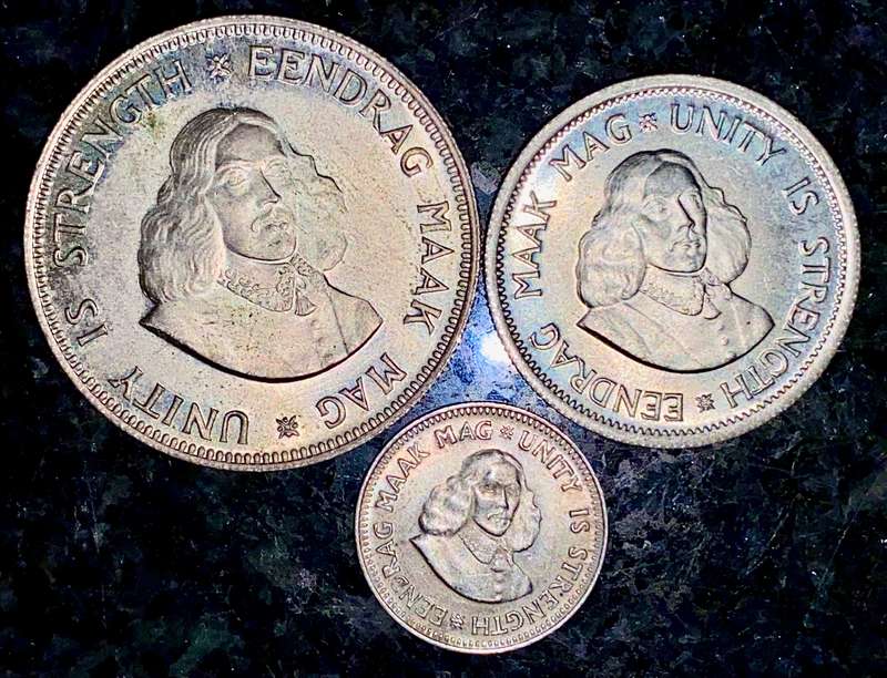 SOUTH AFRICA SILVER SET 20 CENT - 10 CENT & 2 1/2 CENT 1961 -- VERY GOOD CONDITION (1 BID TAKES ALL)