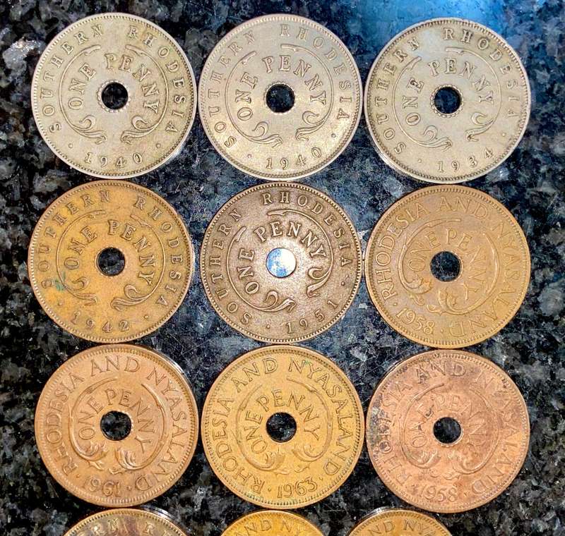 Rhodesia/Nyasaland & Southern Rhodesia set 1 penny & 1/2 penny 1934-1964(1 bid takes all)