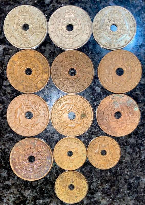 Rhodesia/Nyasaland & Southern Rhodesia set 1 penny & 1/2 penny 1934-1964(1 bid takes all)