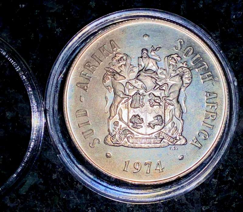 SOUTH AFRICA SILVER UNC R1 -- 1974 -- 50TH ANNIVERSARY OF SA MINT IN CAPSULE