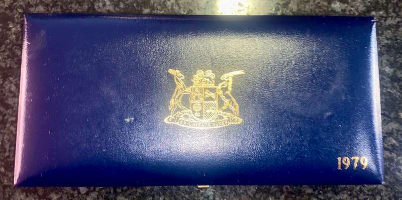 S A MINT PROOF SET 1979 SILVER R1 TO 1/2 CENT IN BLUE S A MINT BOX