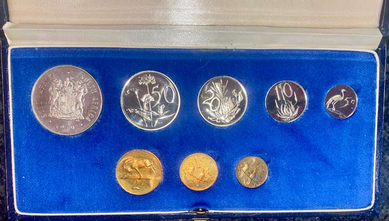 S A MINT PROOF SET 1979 SILVER R1 TO 1/2 CENT IN BLUE S A MINT BOX