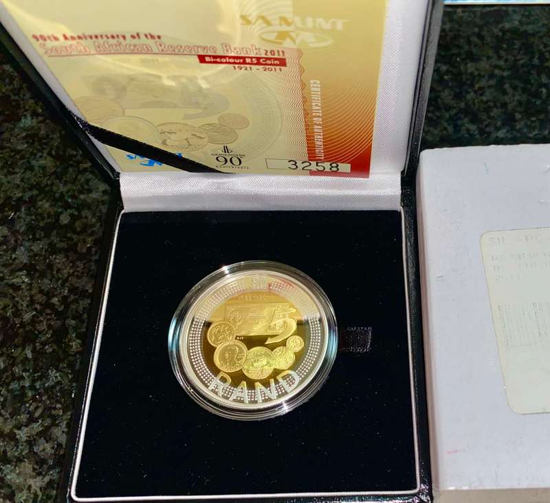 SOUTH AFRICA SILVER R5 -- 90TH ANNIVERSARY OF SARB 2011 STERLING SILVER WITH GOLD PLATE WITH CERT