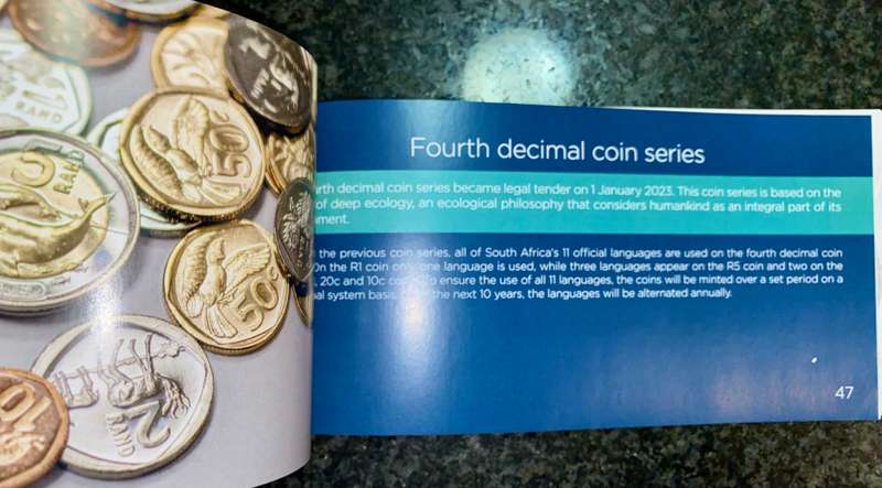 L KGANYAGO FULL SET VERY LOW MATCHING NO - AA0000146 A - FIRST ISSUE 2023 IN S A RESERVE BANK FOLDER