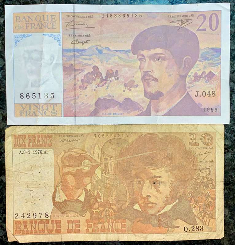 FRANCE SET 20 FRANCS 1995 & 10 FRANCS 1976(1 BID TAKES ALL)
