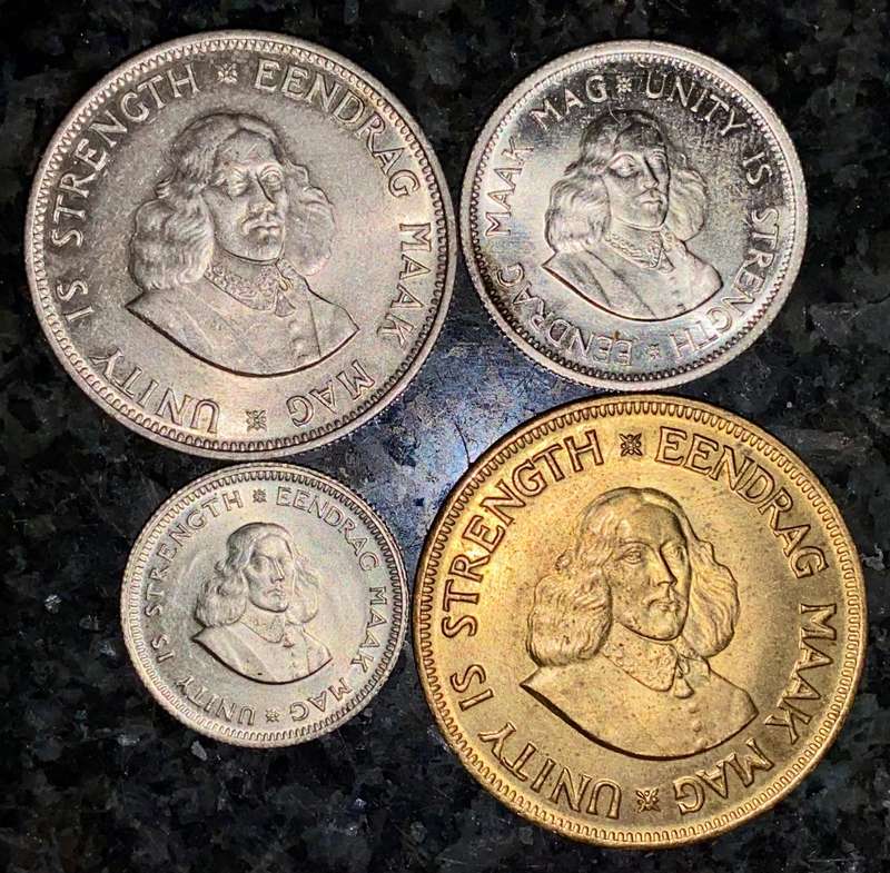 South Africa. silver set 20 cent to 1 cent 1961 excellent condition(1 bid takes all)