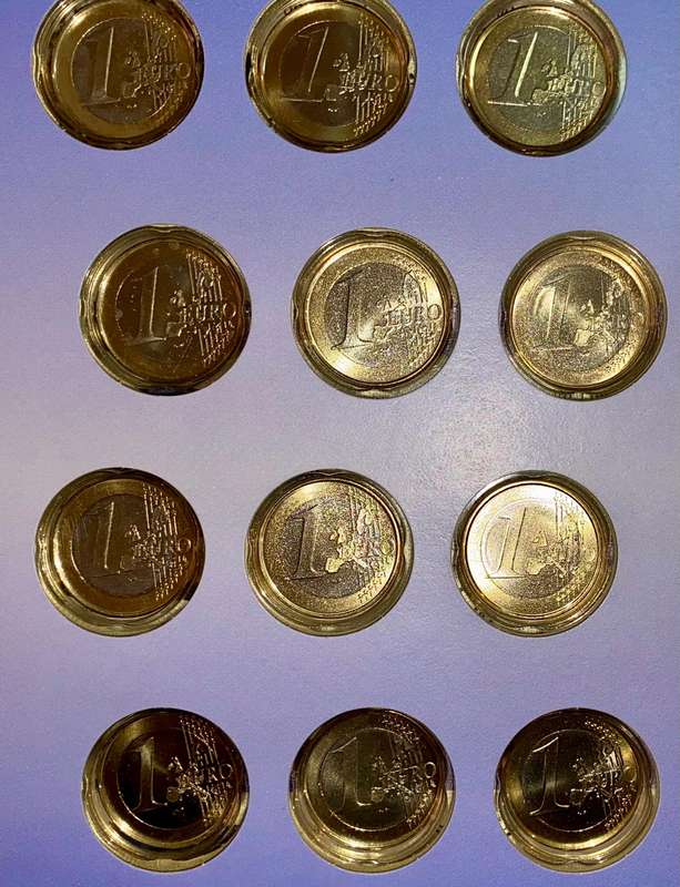 Euro Set - 12 Official countries - 1 Euro 2002 Unc in folder + original packaging