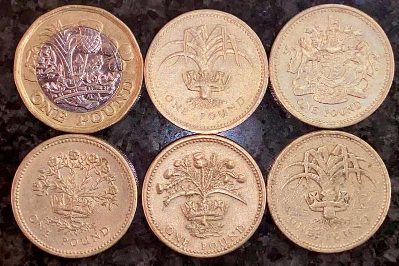 Great Britain. 1 pound set (1 bid takes all)