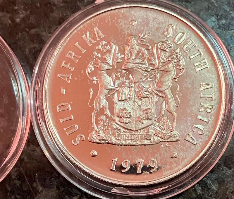 South Africa. Silver Proof R1 -- 1979 in capsule