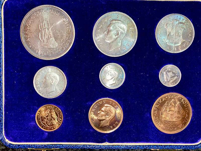 SA Union. 1952 Proof Set - Silver 5 Shillings to 1/4 Penny low mintage 3500 in original mint box