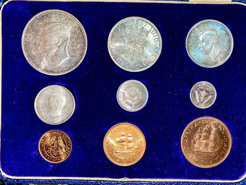SA Union. 1952 Proof Set - Silver 5 Shillings to 1/4 Penny low mintage 3500 in original mint box