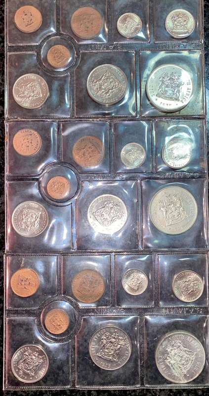 SA Mint Uncirculated 1975 - Silver R1 to 1/2 cent - sealed as from SA Mint (bid per set)