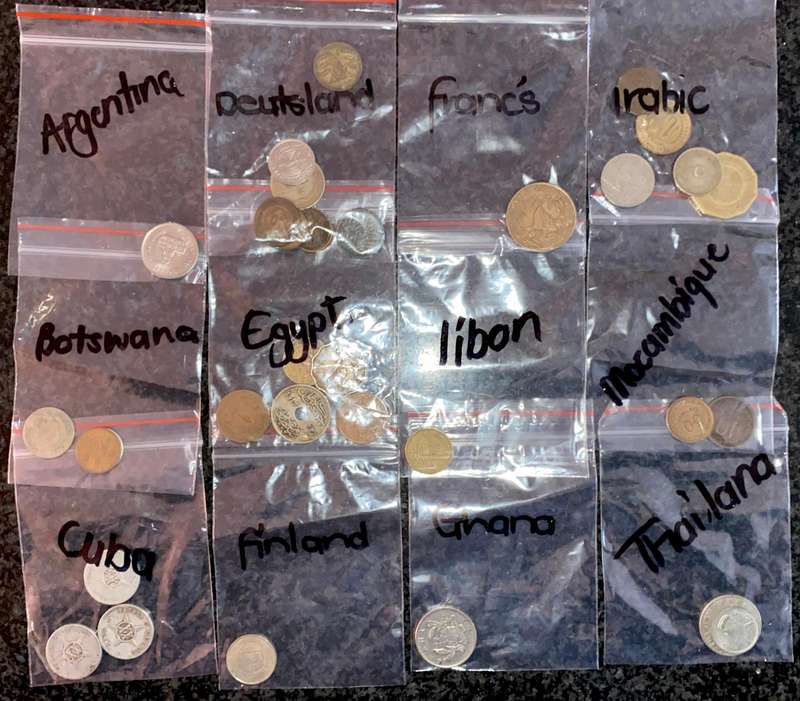 International lot 12 Different Country's (1 bid takes all )