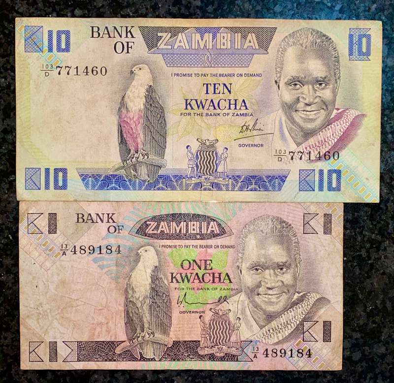ZAMBIA SET 10 KWACHA & 1 KWACHA  1986(1 BID TAKES ALL)