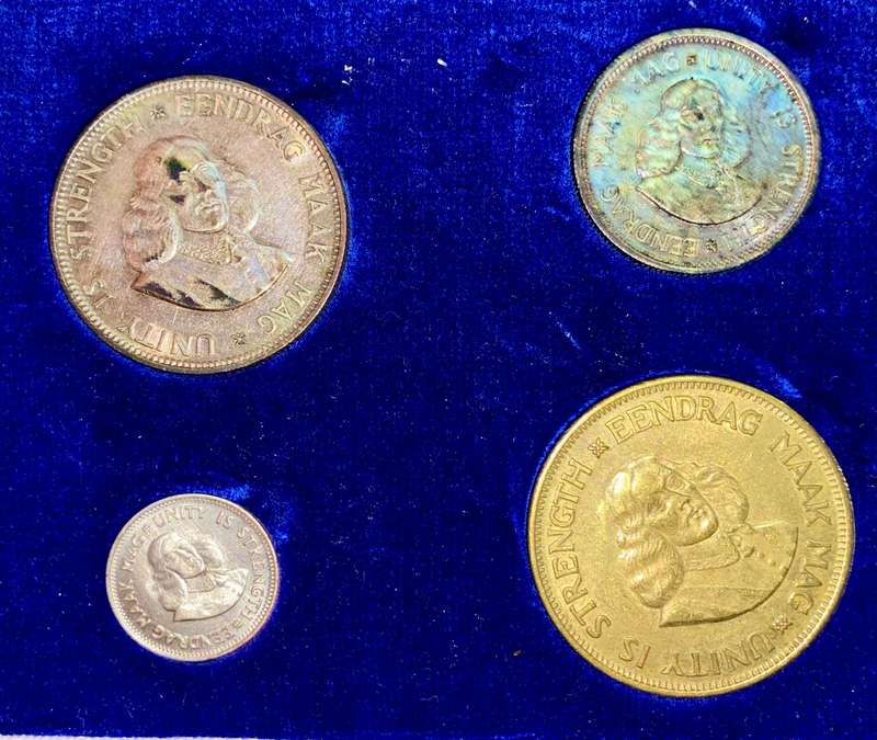 South Africa. 1961 set silver 50 cent to 1/2 cent in long proof box