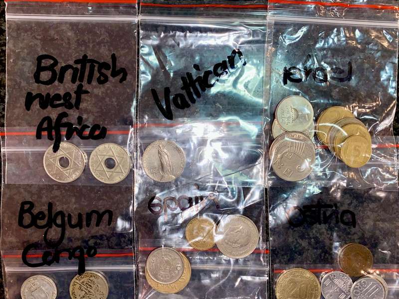 International lot 9 Different Country's (1 bid takes all)