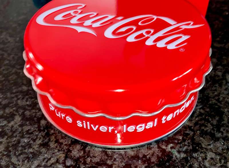 Coca-Cola Silver Bottle Cap 2018 Fiji Global edition 999 silver - Original packaging