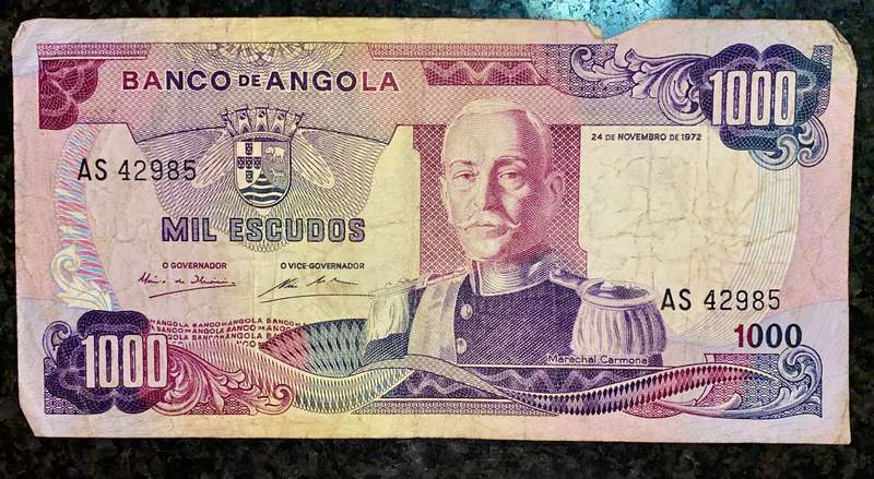 ANGOLA 1000 ESCODOS 1973