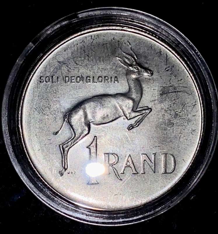 SOUTH AFRICA SILVER R1 --1972 UNC IN CAPSULE