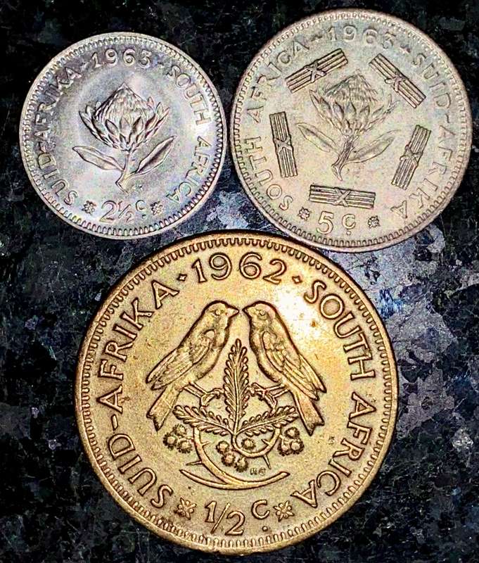 SOUTH AFRICA SET SILVER 2 1/2 CENT - 5 CENT 1963  & 1/2 CENT 1962 (1 BID TAKES ALL)