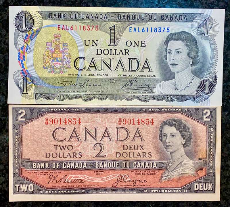 CANADA SET 2 DOLLAR 1954 EF & 1 DOLLAR 1973 OTTAWA UNC(1 BID TAKES ALL)