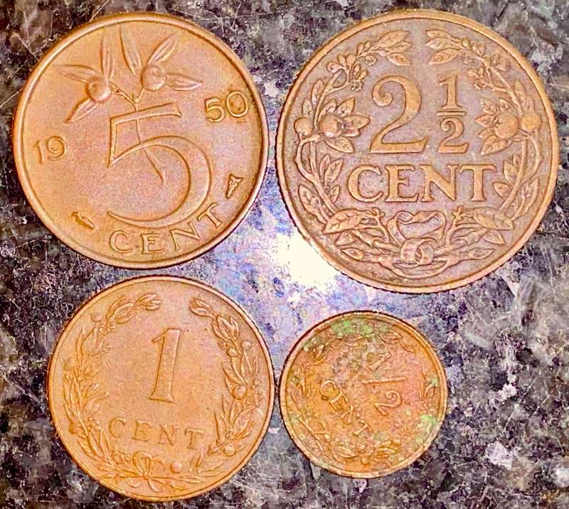 NETHERLANS SET 5 CENT 1950 - 2 1/2 CENT 1919 - 1 CENT 1904 - 1/2 CENT 1906 (1 BID TAKES ALL)