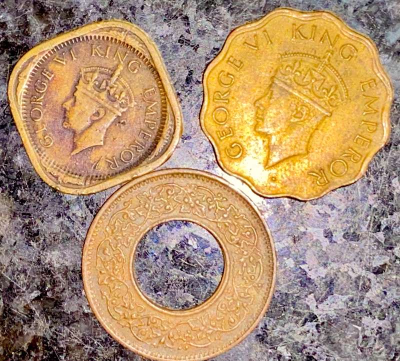INDIA SET - 1 ANNA 1943 - 1/2 ANNA 1942 - 1 PICE 1944 WW2 (1 BID TAKES ALL)