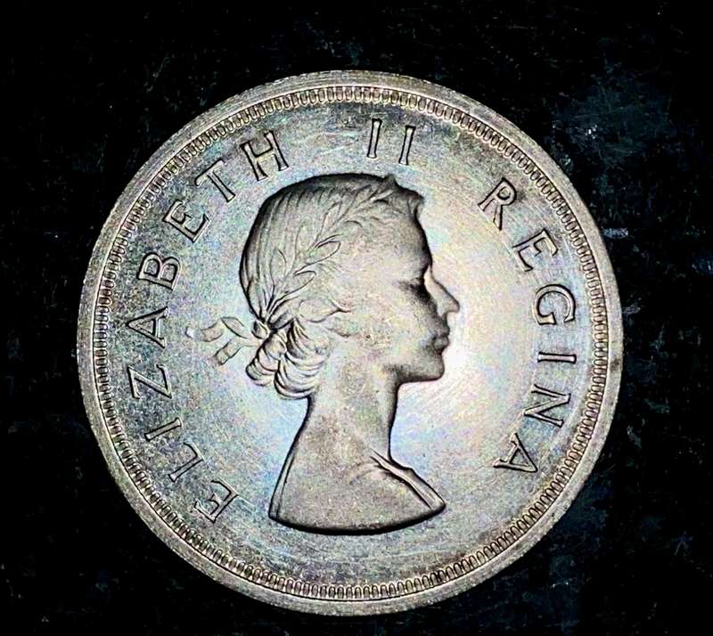 S A UNION SILVER 5 SHILLINGS 1954 -- LOW MINTAGE ONLY 17040 -- GOOD CONDITION SILVER CROWN