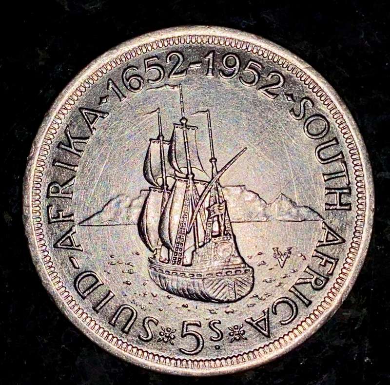 S A UNION SILVER 5 SHILLINGS 1952 GOOD CONDITION SILVER CROWN