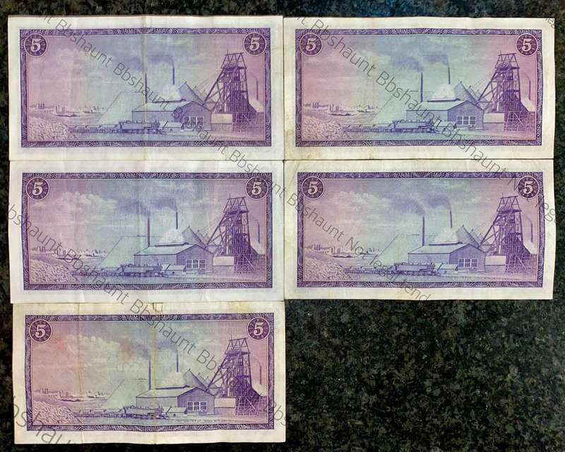 Tw De Jongh. R5 all Springbuck wtm 1st issue 1967 (1 bid takes all)