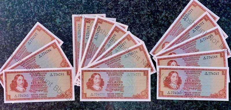 TW De Jongh. R1 in sequence 3 Runs B 239 /776067-087 unc-aunc 2nd issue 1973 (1 bid takes all)