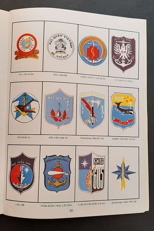 **RARE: 1971 Uniforms of South Vietnam (1994) Reprint- Fully Illustrated. **