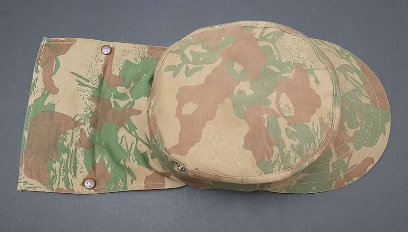 **Border War : 1980s Fielddress 2nd Patt. Camouflage Cap w/ Neckflap**