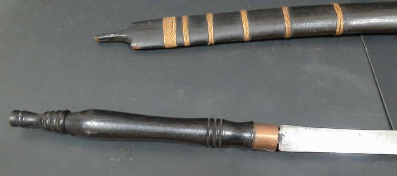 **RARE: Mid-20th Century Burmese 'Dha' Tribal Sword w/ Scabbard(0.97m).**