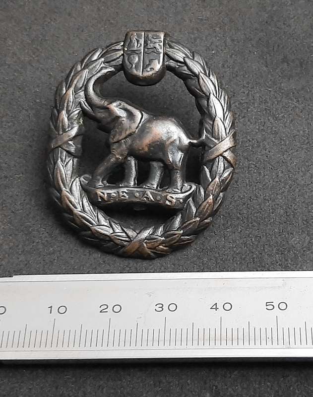 **WW2: SA Native Labour Corps Cap Badge w/ Lugs.**