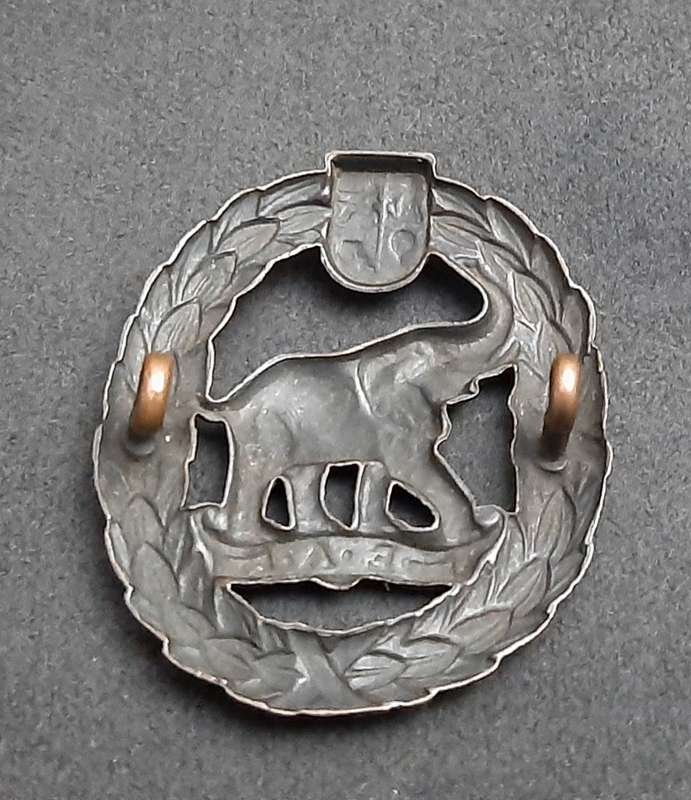 **WW2: SA Native Labour Corps Cap Badge w/ Lugs.**