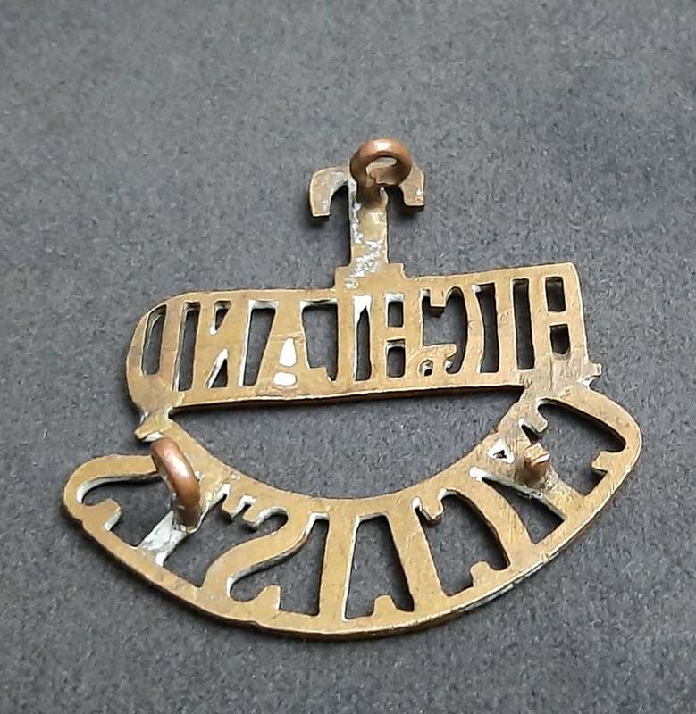 **RARE: WW1 British Army 1/1st Highland Cyclists Unit Title x1 **
