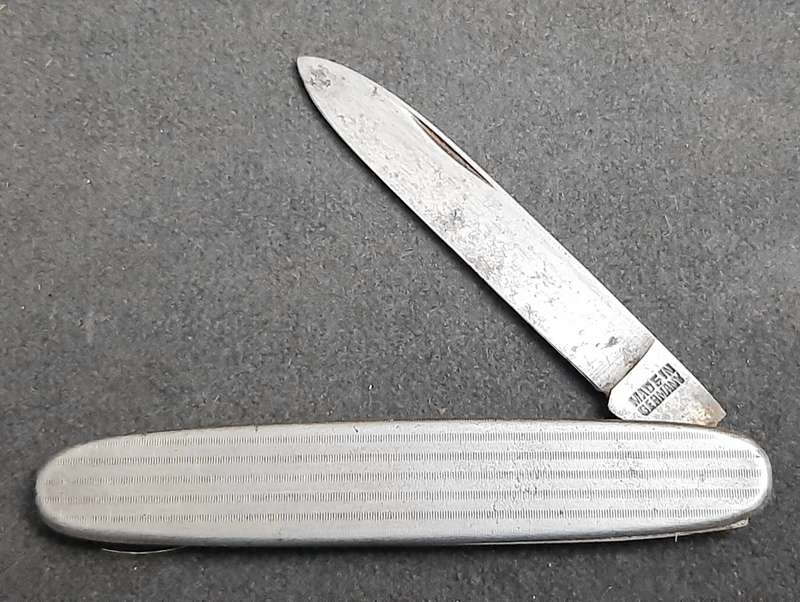 Mid-20th century German export 'Ersatz' steel pocket knife (9cm)