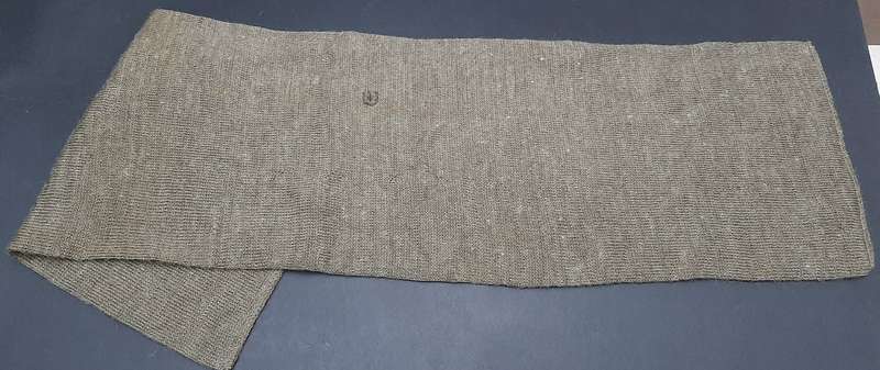 **RARE: WW2 UDF Serviceman's Issue Woollen Scarf (Lalimli, 1942).**