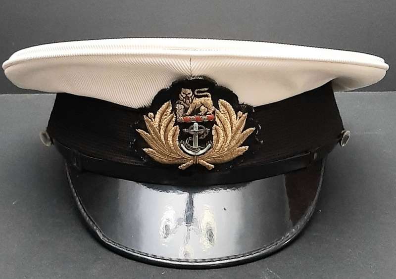 Border War 1980s SA Navy Commissioned Officer's Deck Cap with Bullion Insignia Medium