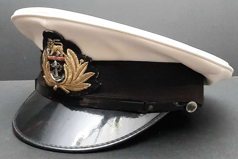Border War 1980s SA Navy Commissioned Officer's Deck Cap with Bullion Insignia Medium