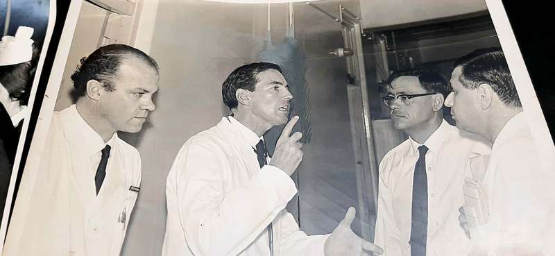 **RARE: 1967/68 Dr. Chris Barnard & Heart Team Press-Release Photograph Lot#2  **