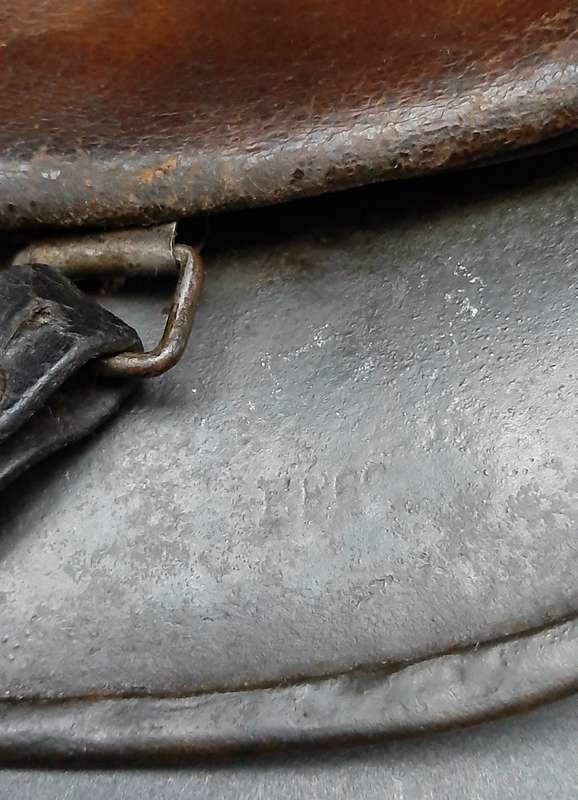 **RARE: WW2 German M40 'Polizei Div.' Steel Helmet w/ Liner & Strap (Fulda).**