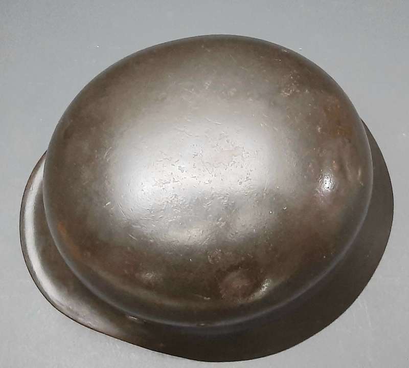 **RARE: WW2 German M40 'Polizei Div.' Steel Helmet w/ Liner & Strap (Fulda).**