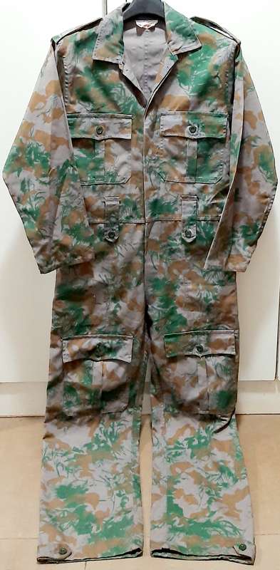 **Border War: 1980s KwaZulu Police Unissued Camouflage Fielddress Coverall (Medium).**